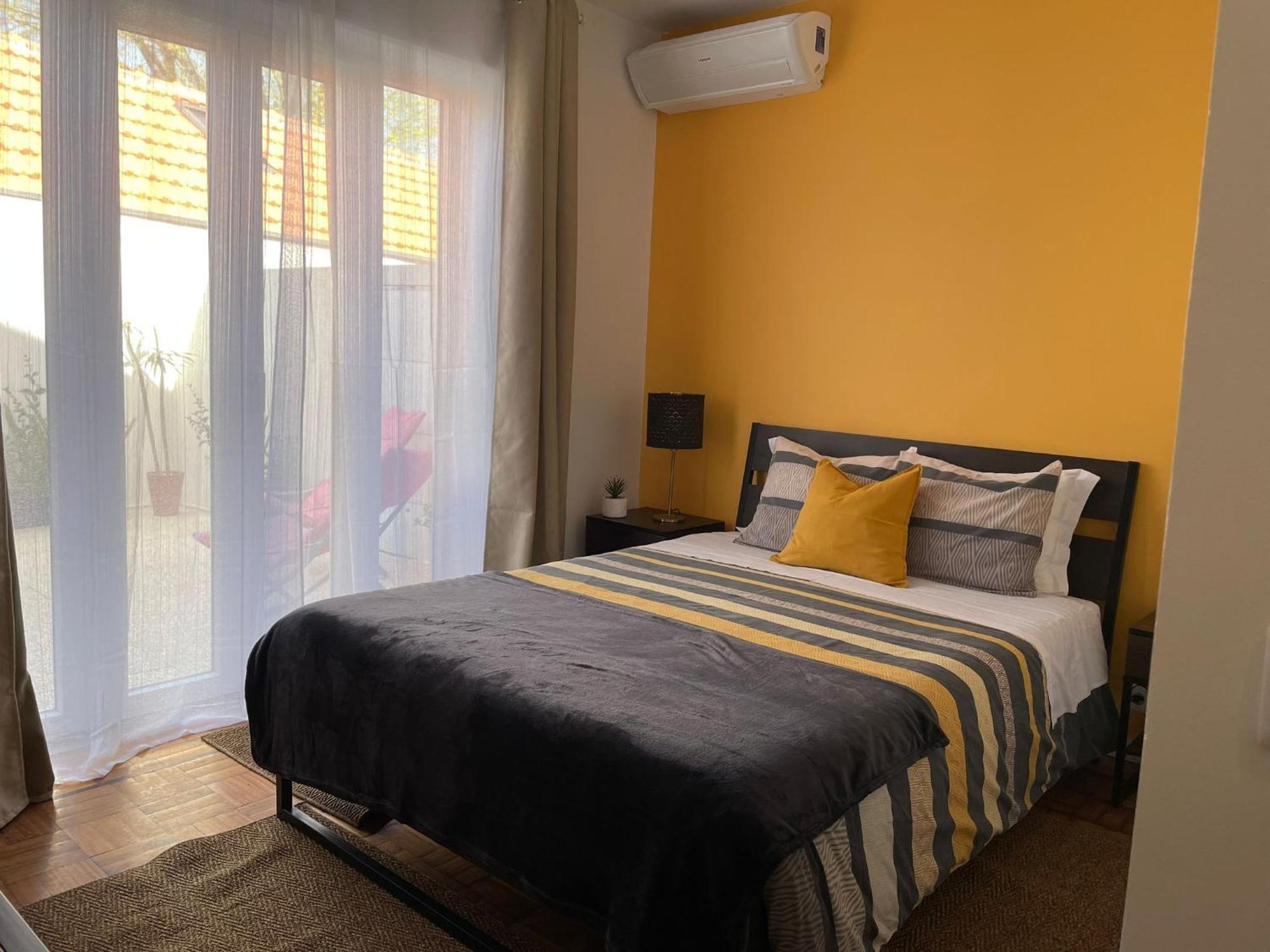 100 Contos Bed & Breakfast Porto Exterior photo